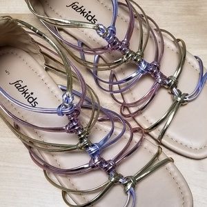 FABKIDS | METALLIC GRECIAN SANDLE SIZE 5